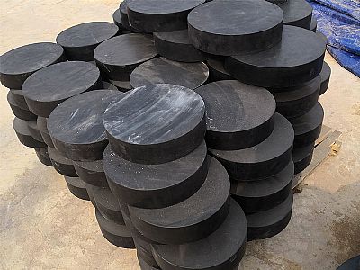 西城区板式橡胶支座由若干层橡胶片与薄钢板经加压硫化